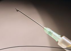 Intramuskulární injekce