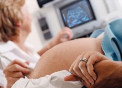 Ultrazvočna poškodba med nosečnostjo