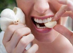 Може ли трудне жене јести бели лук?