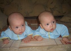Има ли майчинство капитал при близнаци раждане