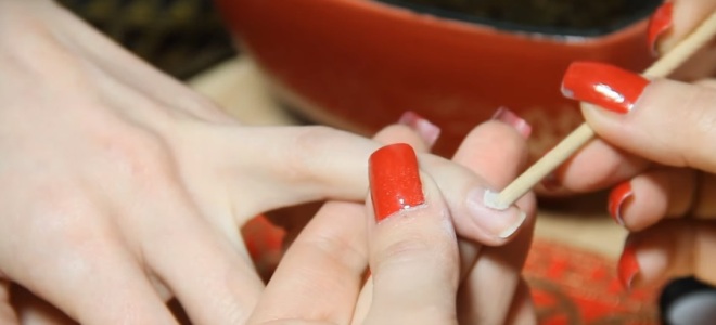 Japońskie etapy manicure 8