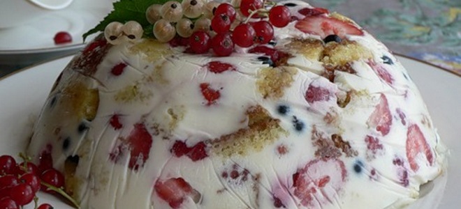 ciasto galaretka z owocami