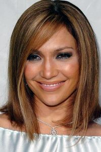 Účesy Jennifer Lopez 8