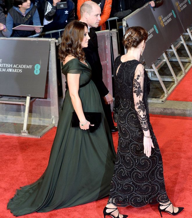 Кейт Миддлтон и принц Уильям с исполнительным директором BAFTA Амандой Берри