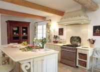 design kuchyně v dřevěném domě 15