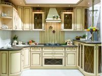 Кухненски интериор в класически стил 11