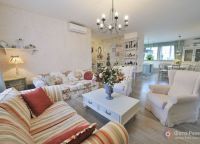 Provence stylový obývací pokoj kuchyně3