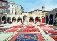 Знаменитые албанские ковры изготавливают в Корче