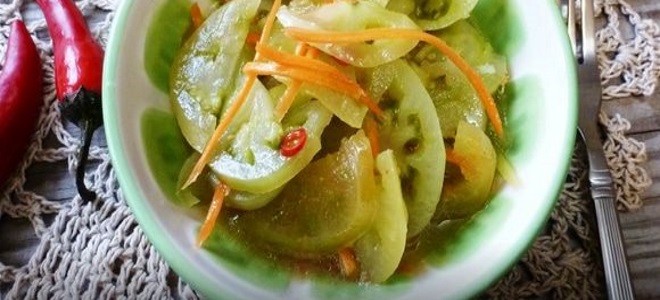 korejský salát zelený rajčat