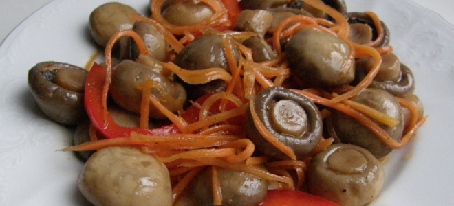 koreanský salát s houbami
