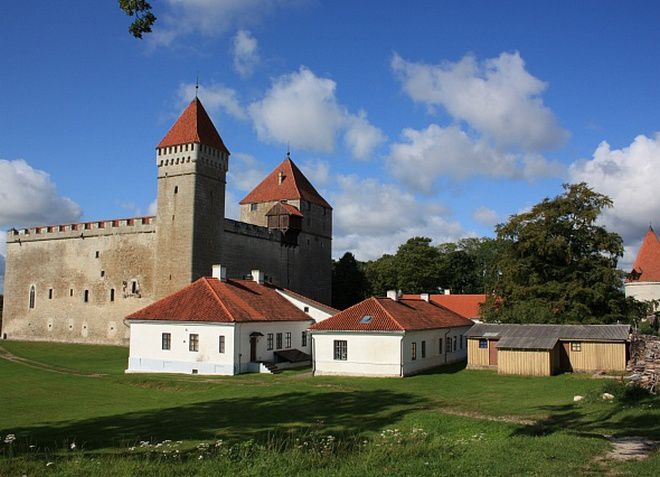 Епископский замок в Курессааре