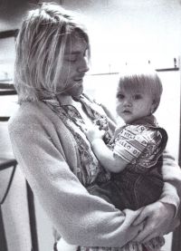 Курт Кобейн с дочерью