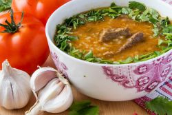 Jak gotować zupę kharcho z jagnięciny