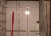 Полагане на плочки в банята31