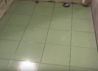 Полагане на плочки в банята76