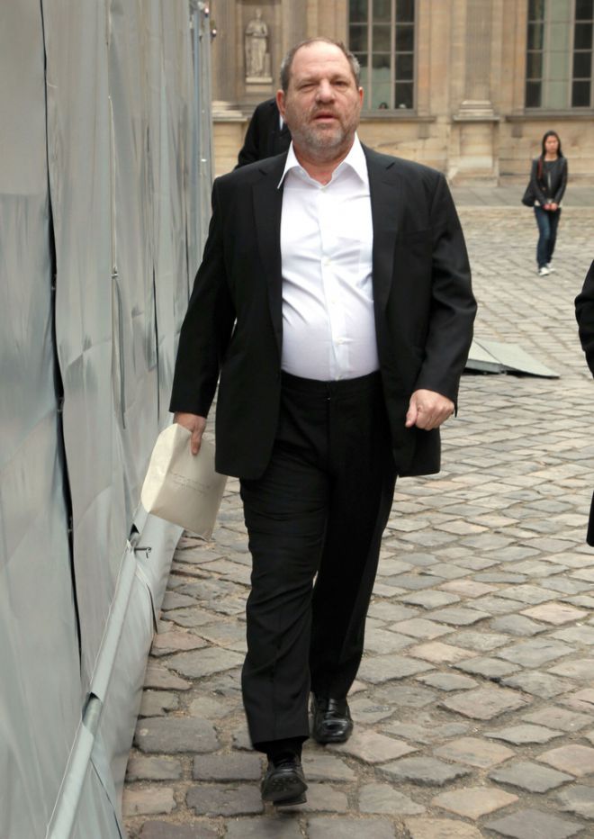Харви Вайнштейна на Парижской неделе моды в 2012 году