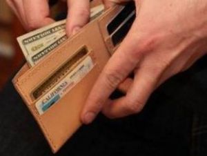koženou peněženku s vlastními rukama