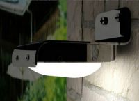 LED svjetiljka s senzorom kretanja 6