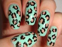 Leopard manicure10