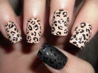 Leopard manicure2