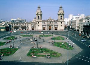 Главная площадь города Лима