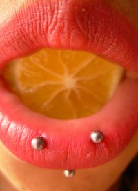 5 пиърсинг на устните
