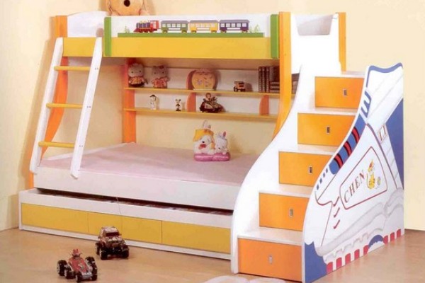 детско легло таван 7
