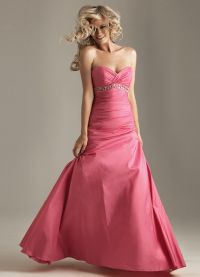 Duga ružičasta haljina 5