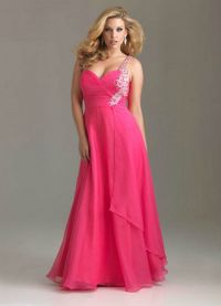 Długa różowa sukienka 7