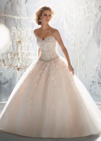 luxusní svatební šaty 2015 5