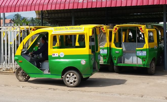 Такси (тук-тук) в Луанг Прабанге
