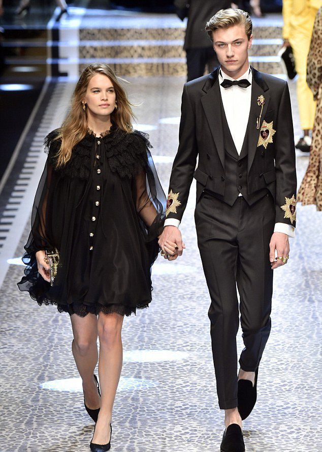 Лаки Блю Смит и Сторми Бри на показе Dolce&Gabbana в феврале