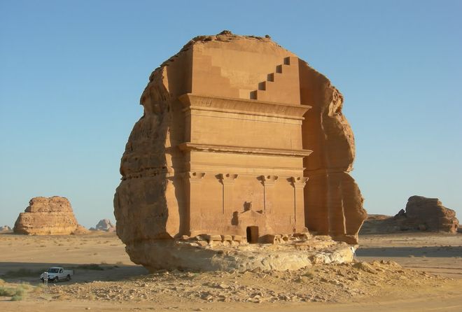 Руины древнего некрополя, Мадаин-Салих