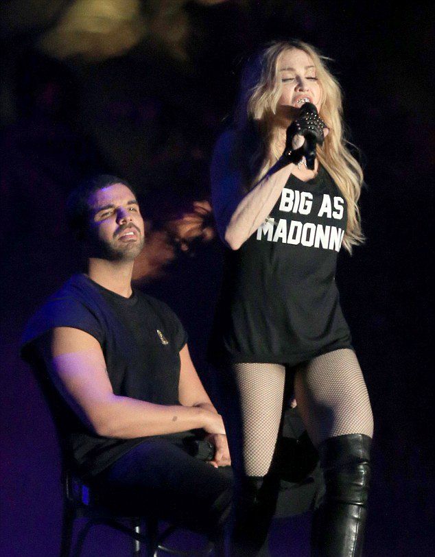 Мадонна и Дрейк на фестивале Coachella в 2015 году
