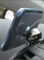 magnetický držák pro mobilní telefon