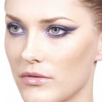 makijaż na jasnobrązowy z szaroniebieskimi oczami 5