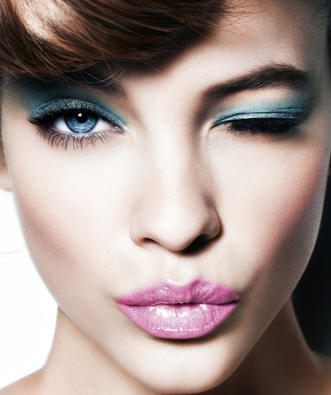 Makijaż dla brunetek o niebieskich oczach 2