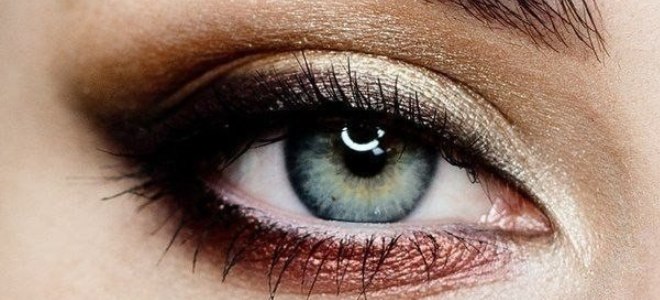 Krok za krokem make-up pro modré oči 9