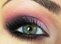 Smokey Eyes грим за зелени очи 2