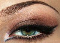 Smokey Eyes грим за зелени очи 9