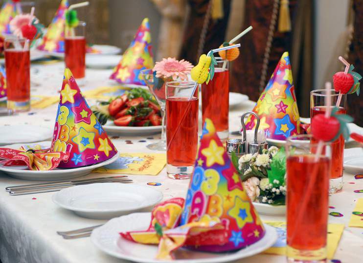 dekoracja stołu na urodziny dzieci 19