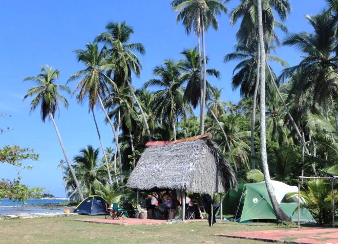 Кемпинг на Острове Мамей