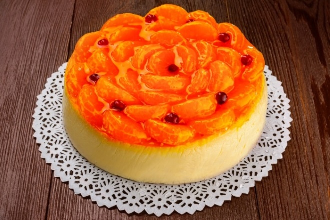 Jak ozdobić ciasto mandarynki i galaretki