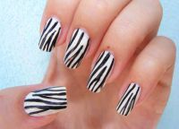 manicure zebra1