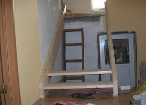 Izrada drvenih stepenica na drugu etažu11