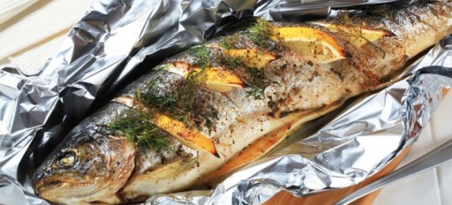 Jak marinovat makrely pro pečení ve fólii
