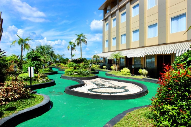 Отель Grand Dafam Q Hotel Banjarbaru - один из лучших в городе
