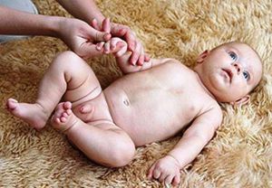 masáž dítěte 1 měsíc 1