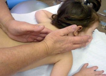Masaža s bronhitikom kod djece3