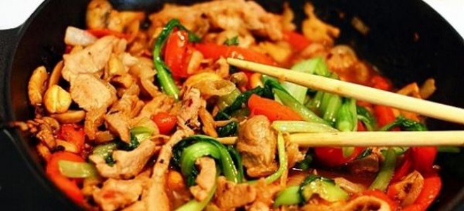 Kitajsko meso z zelenjavo